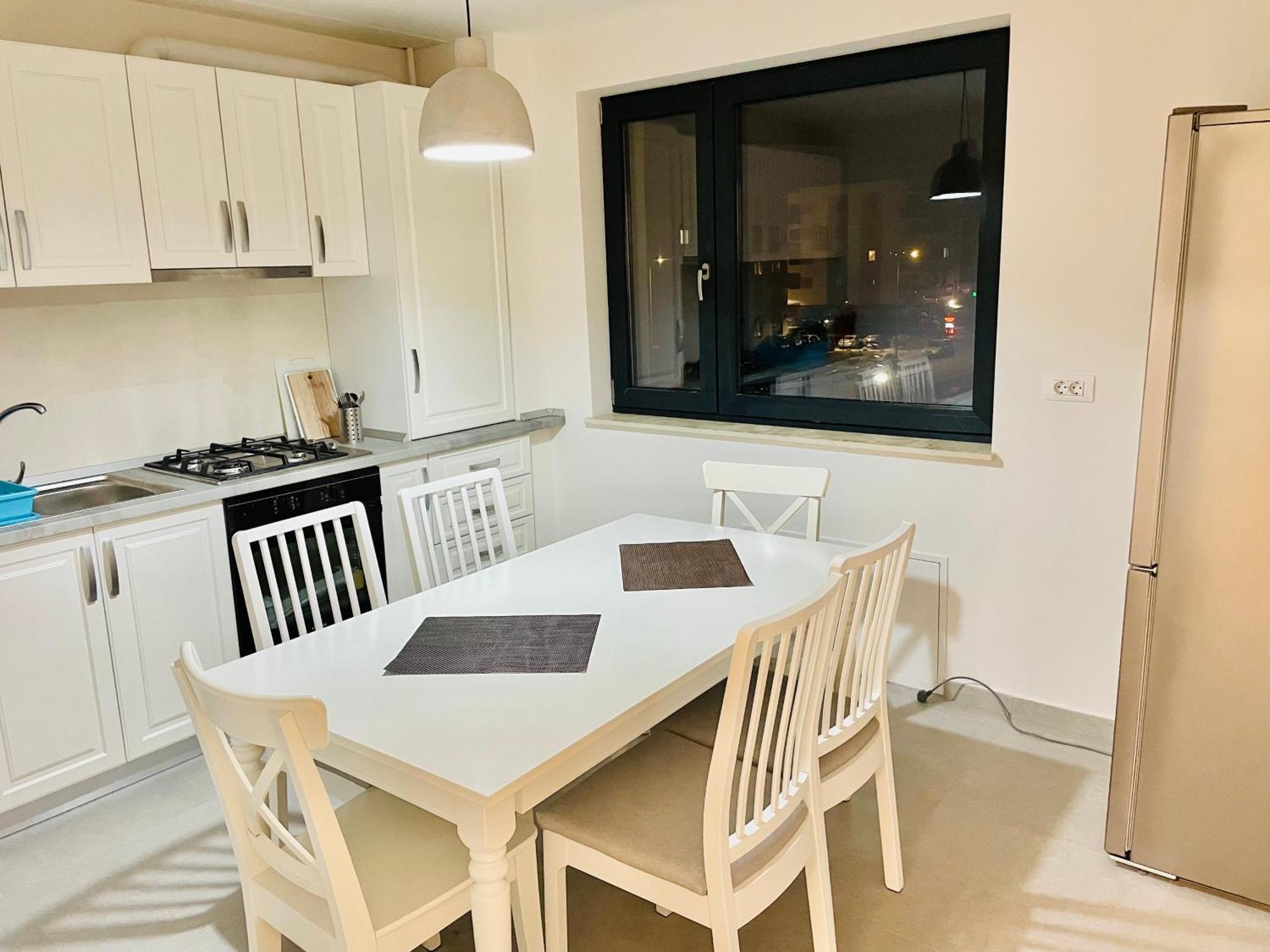 Segovia Apartament 2 Apartment Brasov Ngoại thất bức ảnh